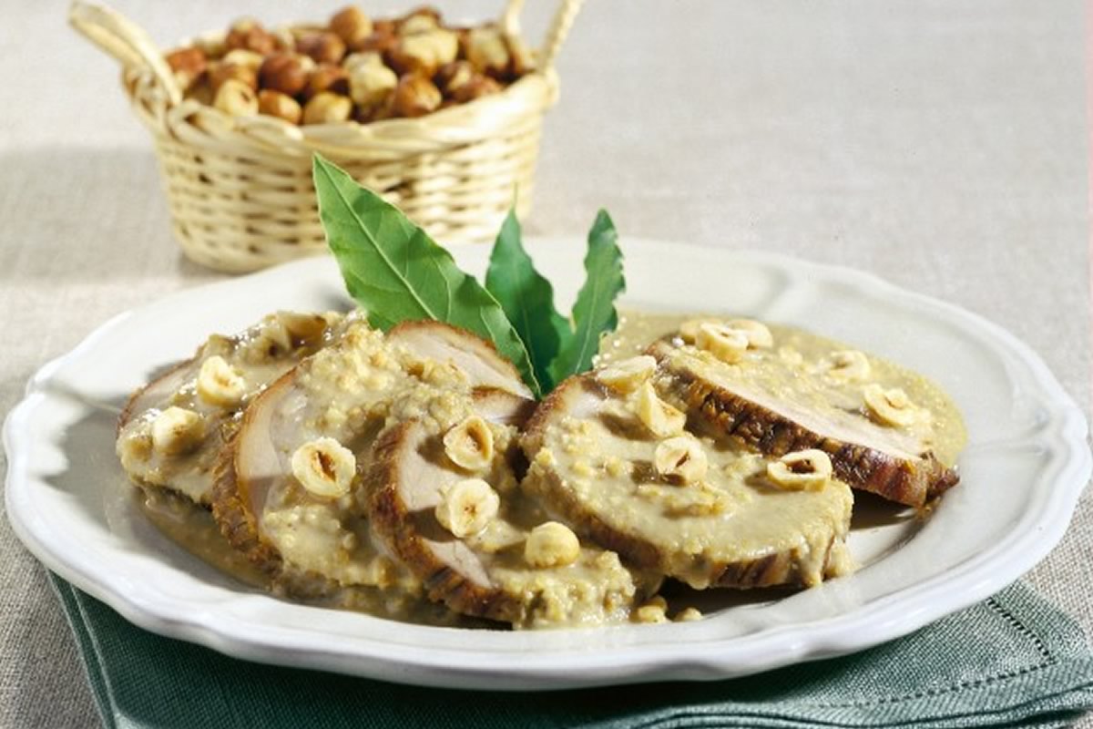 Arrosto di vitello alle nocciole Arrosto di vitello alle nocciole