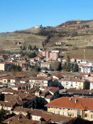 Il mercato del mercoledì a Santo Stefano Belbo