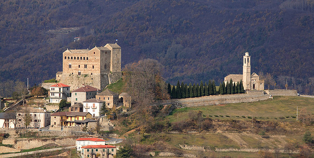 Castello e chiesa a Prunetto