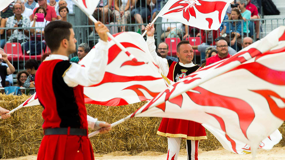 City of Alba - Flag Throwing Group