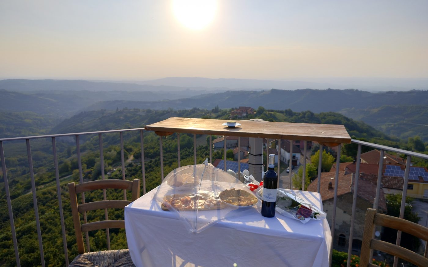 I prodotti di Albaretto possono essere degustati sulla torre medievale