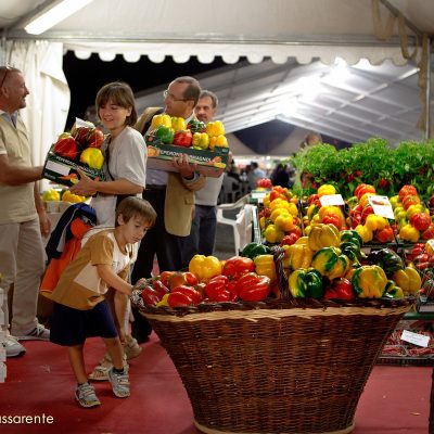Fiera.del.Peperone-banchi-eventi