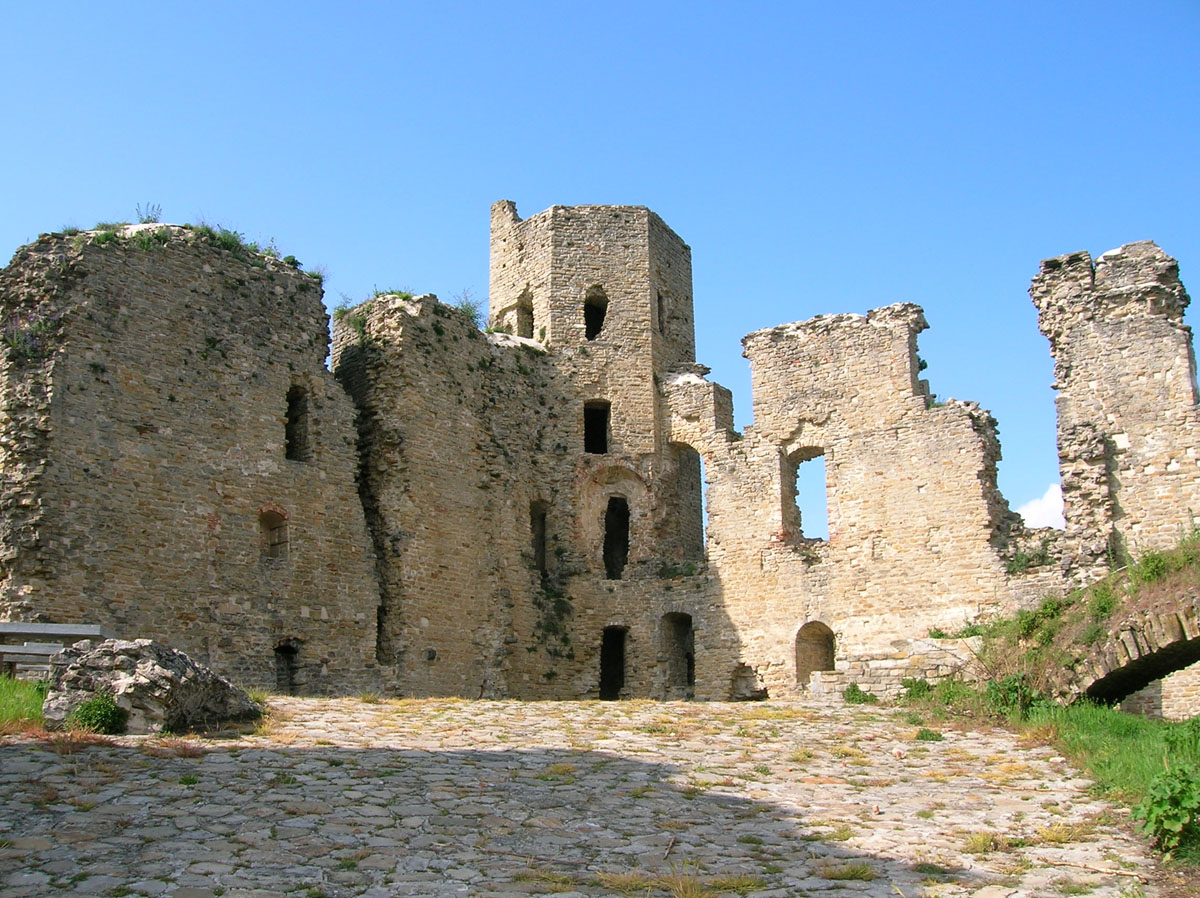VESIME - SPAZIO RUDERI DEL CASTELLO XIII SEC - eventi