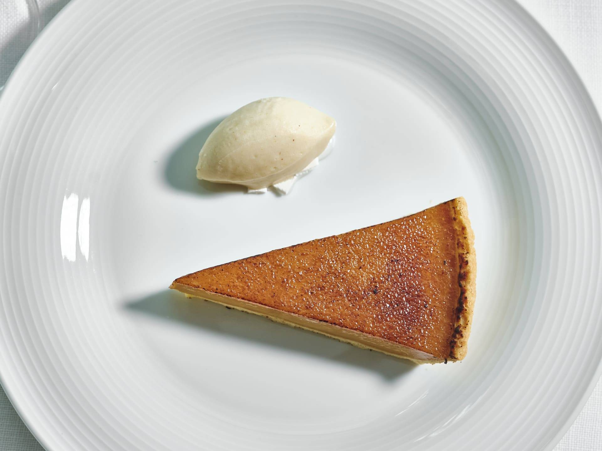 arrà_ristorante_fine_dining_alta_langa_crostata_caramello_salato_5